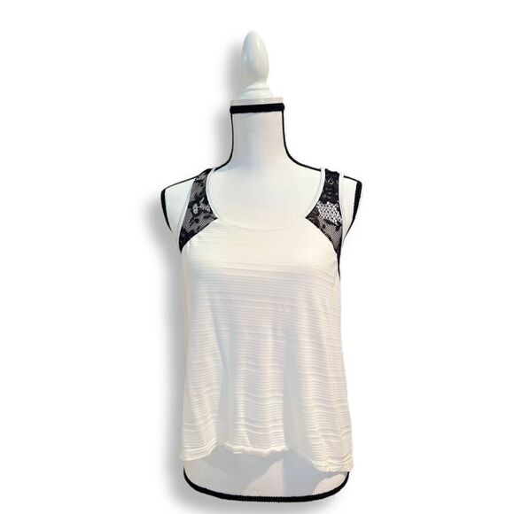 Textured Lace Contrast Tank  - Picture 1 of 6